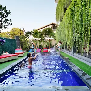 3* Otel Vansari